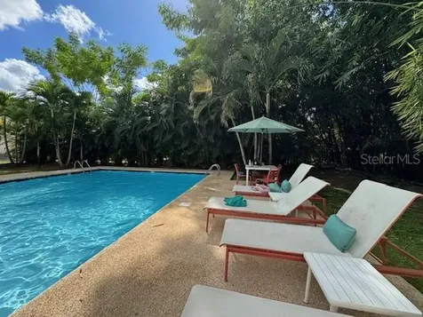 1386 Avenue San Ignacio Guaynabo PR 00969