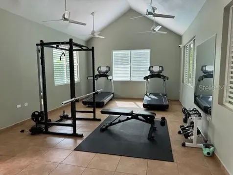 1386 Avenue San Ignacio Guaynabo PR 00969