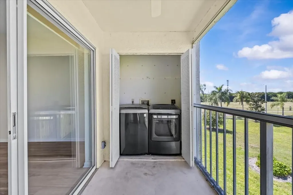 1390 Oak Hill Drive Dunedin FL 34698
