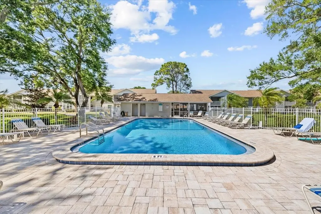 1390 Oak Hill Drive Dunedin FL 34698
