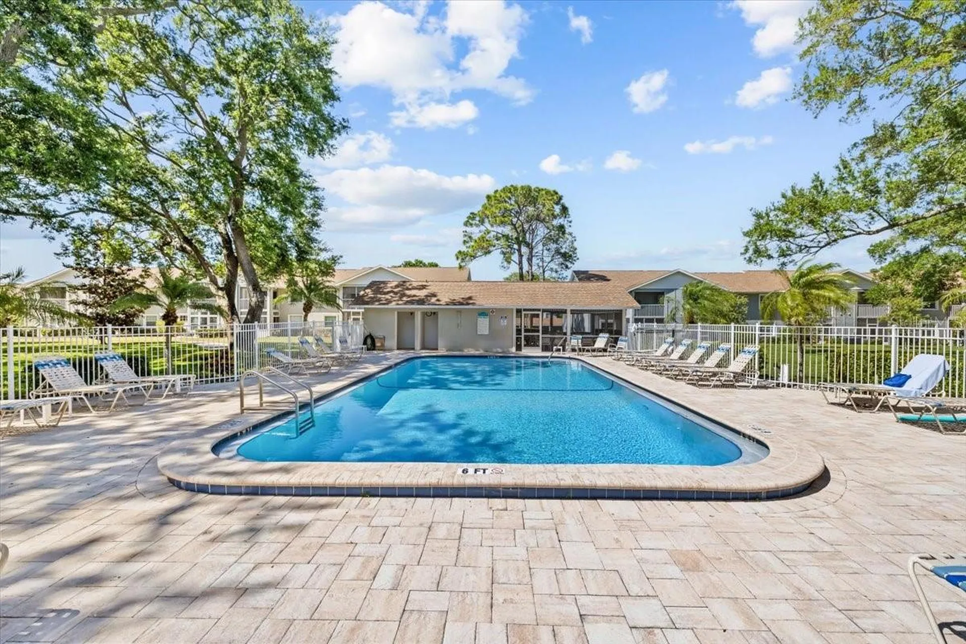 1390 Oak Hill Drive Dunedin FL 34698