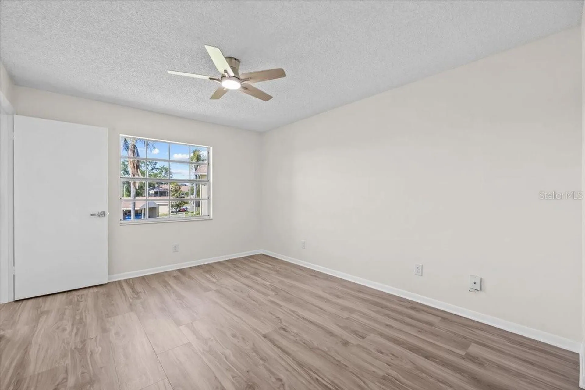 1390 Oak Hill Drive Dunedin FL 34698