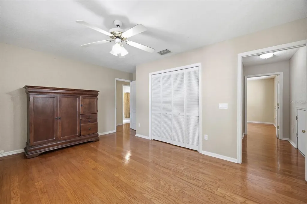 3311 W Hawthorne Road Tampa FL 33611