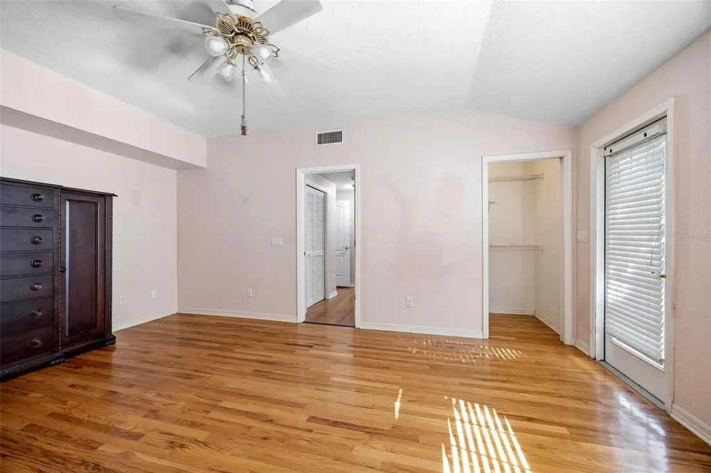 3311 W Hawthorne Road Tampa FL 33611