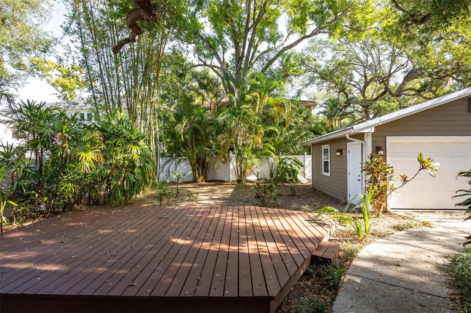 3311 W Hawthorne Road Tampa FL 33611
