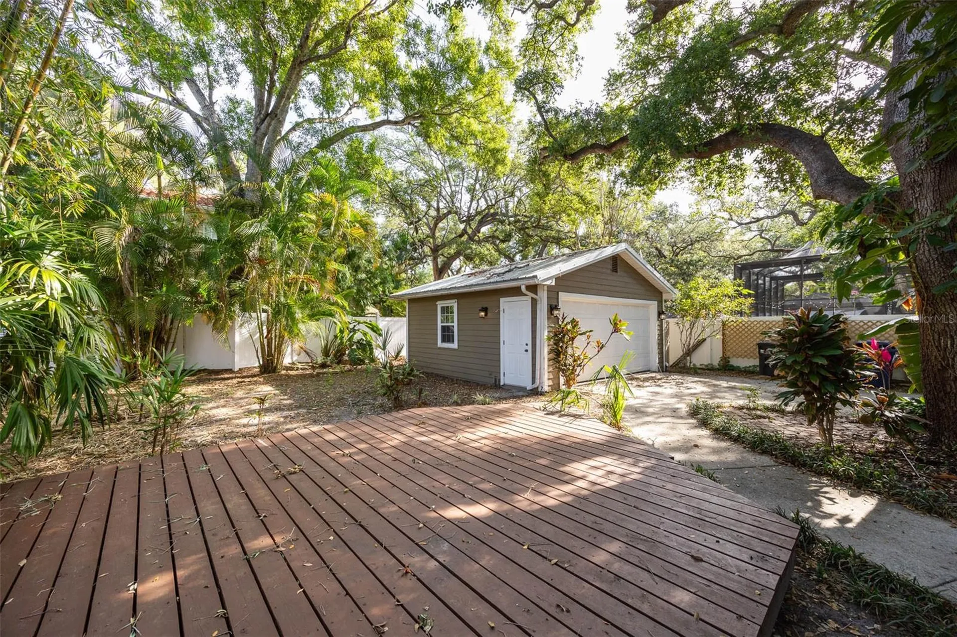 3311 W Hawthorne Road Tampa FL 33611