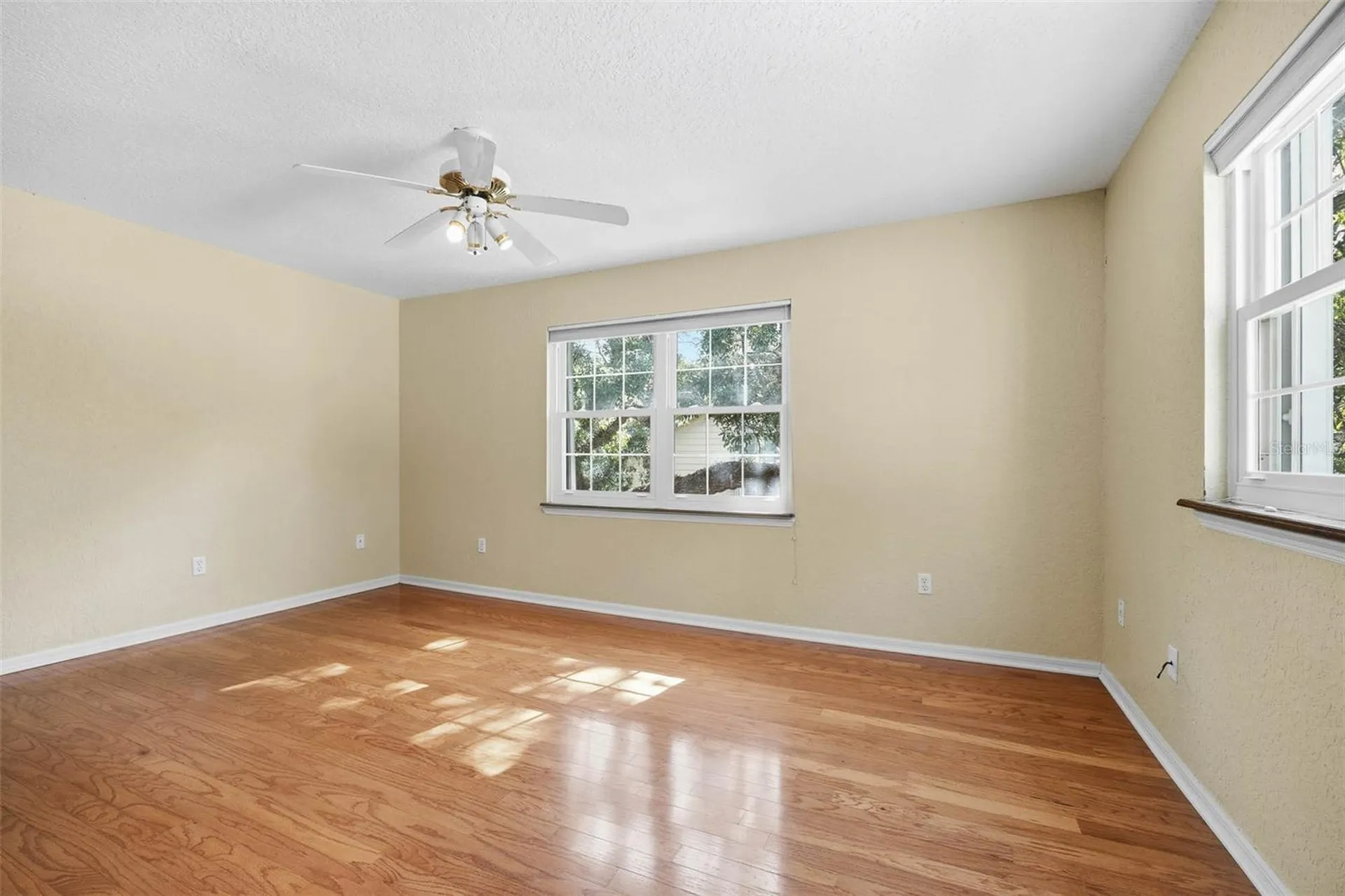 3311 W Hawthorne Road Tampa FL 33611