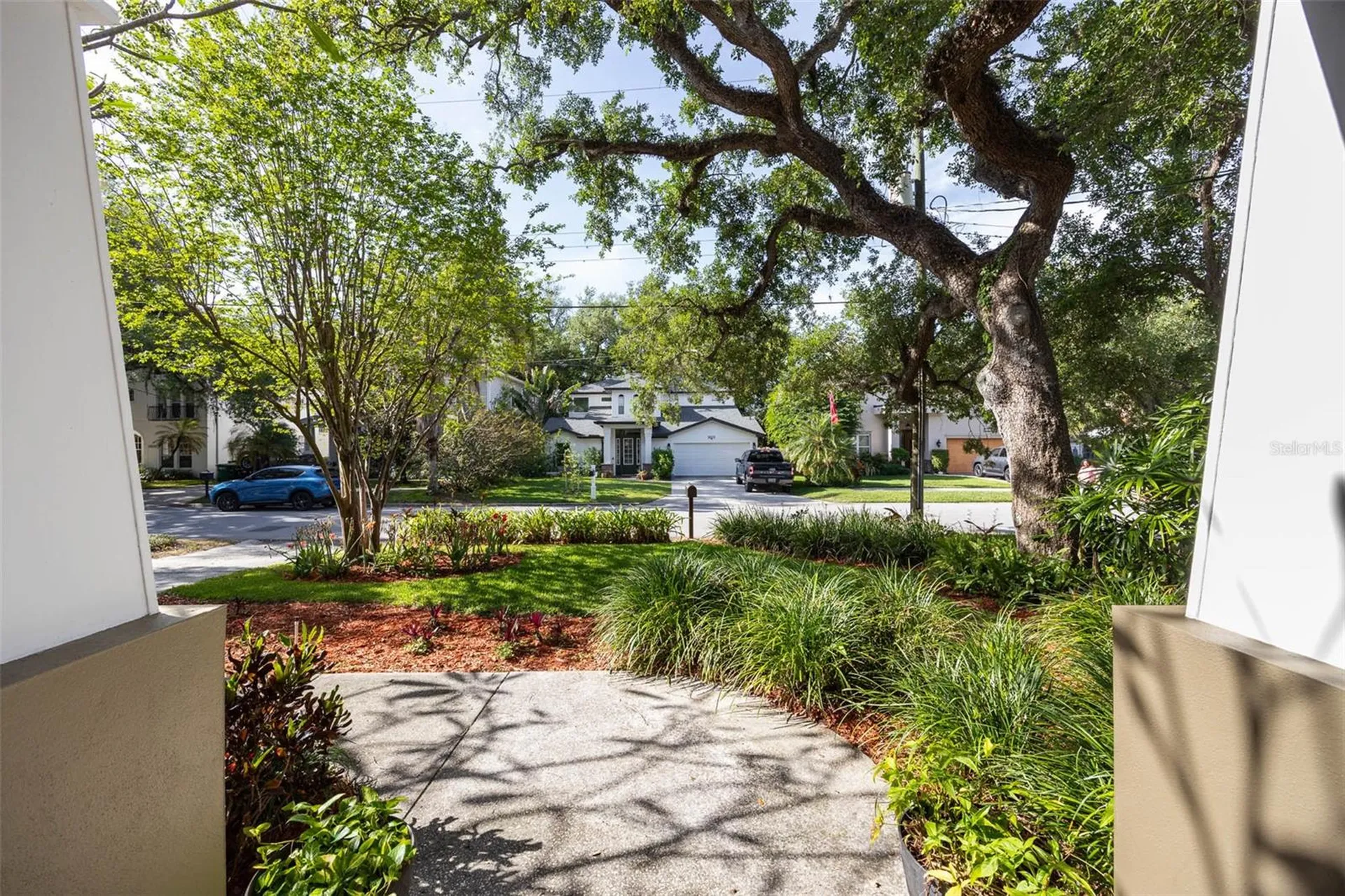 3311 W Hawthorne Road Tampa FL 33611