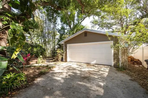 3311 W Hawthorne Road Tampa FL 33611