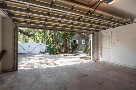 3311 W Hawthorne Road Tampa FL 33611
