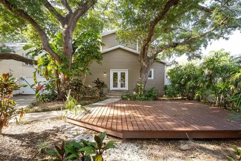3311 W Hawthorne Road Tampa FL 33611