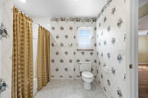 3311 W Hawthorne Road Tampa FL 33611