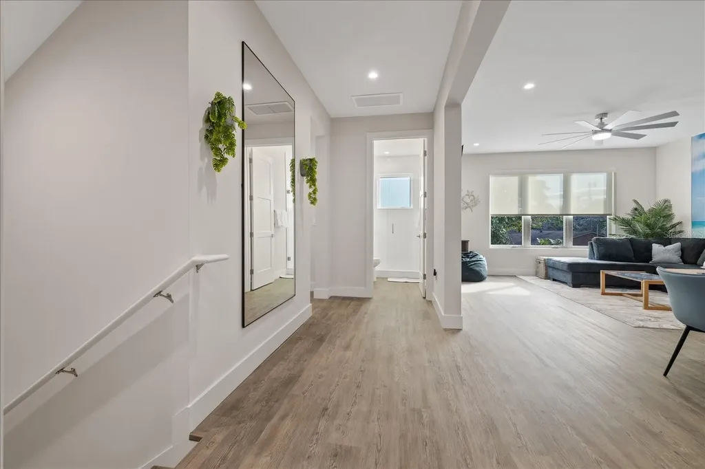 623 Petit Way Largo FL 33770