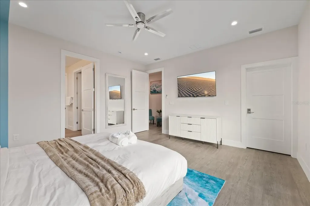 623 Petit Way Largo FL 33770