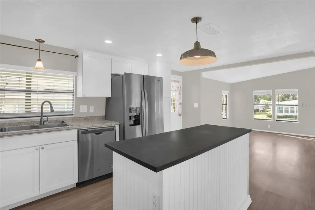 3338 N Citrus Circle Zellwood FL 32798