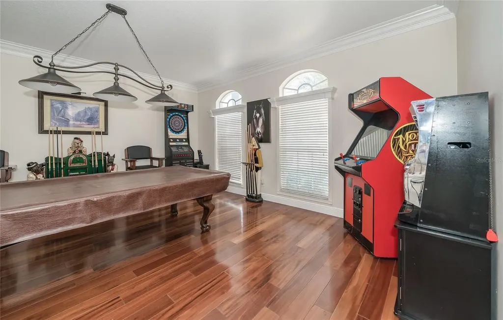 10408 Riverburn Drive Tampa FL 33647