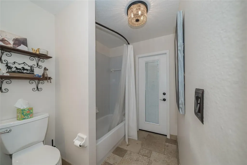 10408 Riverburn Drive Tampa FL 33647