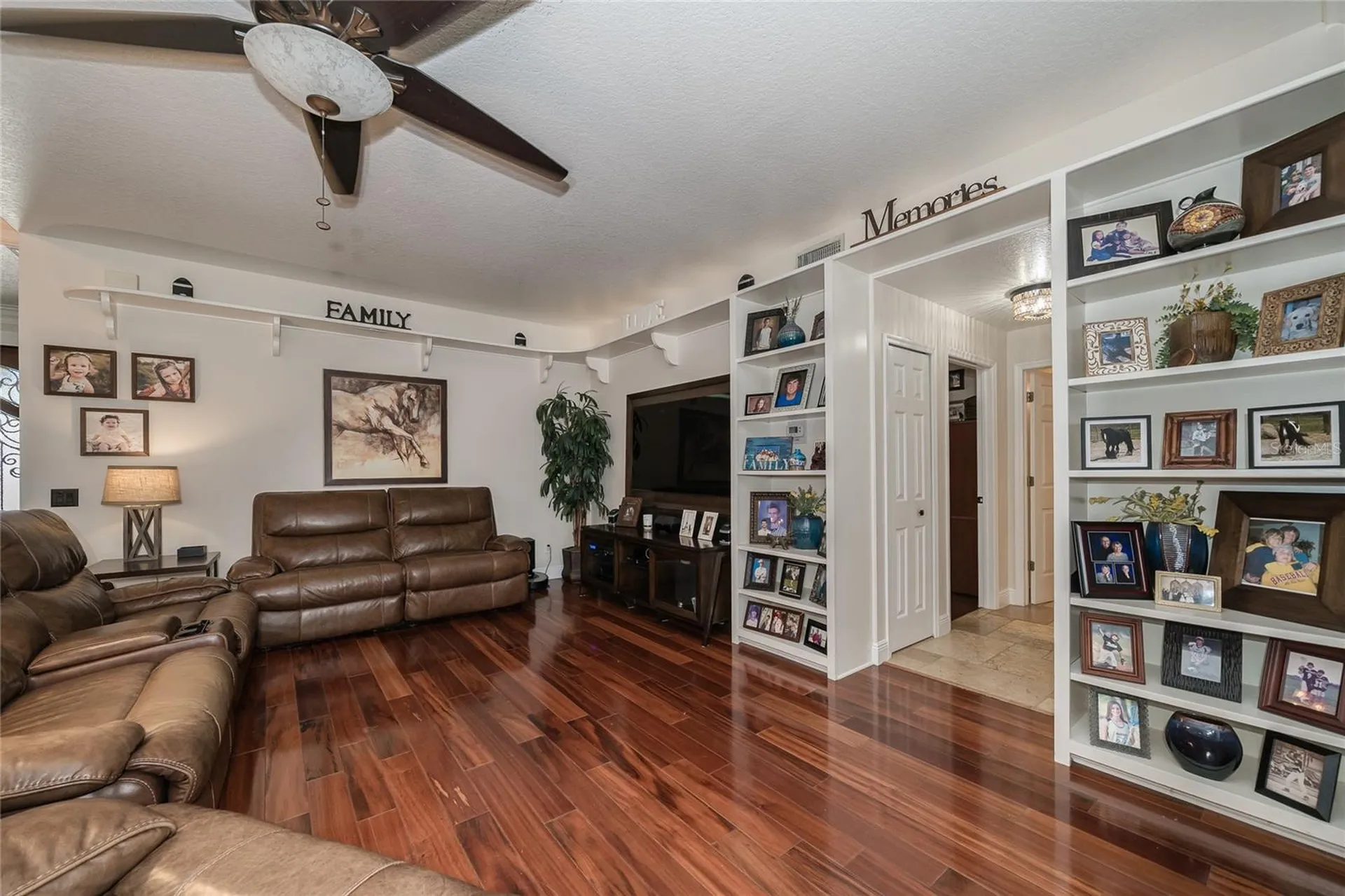 10408 Riverburn Drive Tampa FL 33647