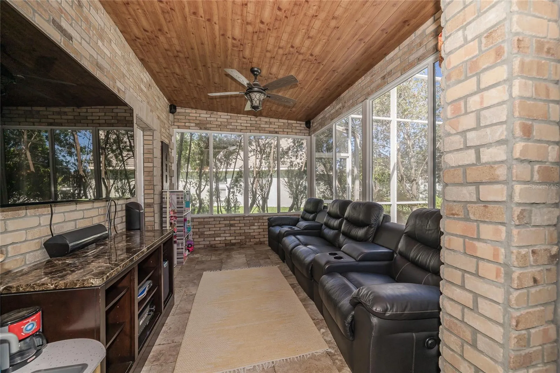 10408 Riverburn Drive Tampa FL 33647