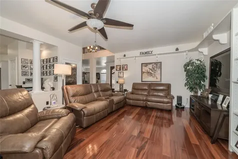 10408 Riverburn Drive Tampa FL 33647