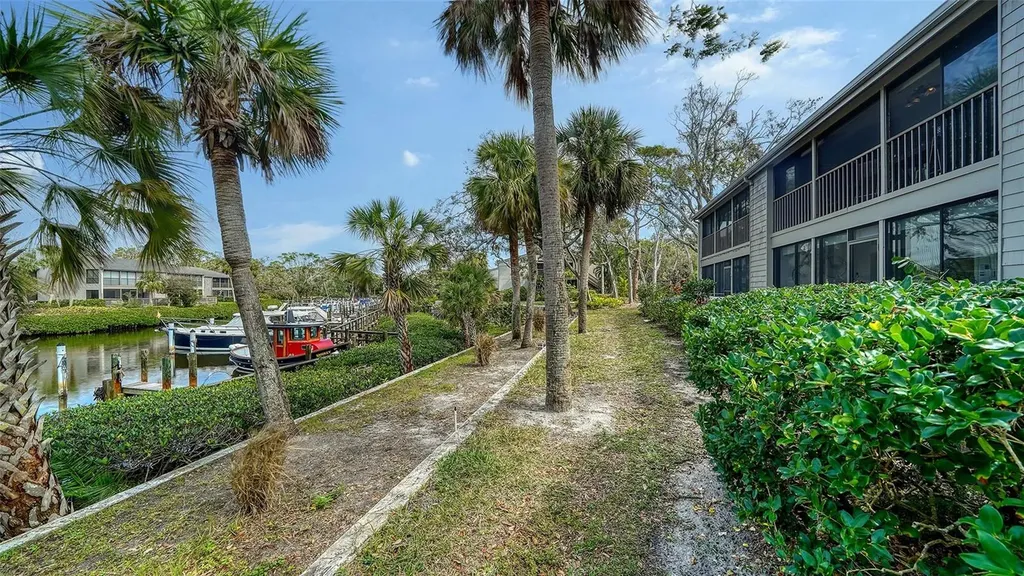 1601 Pelican Point Drive Sarasota FL 34231