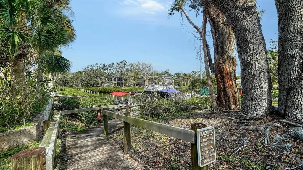 1601 Pelican Point Drive Sarasota FL 34231