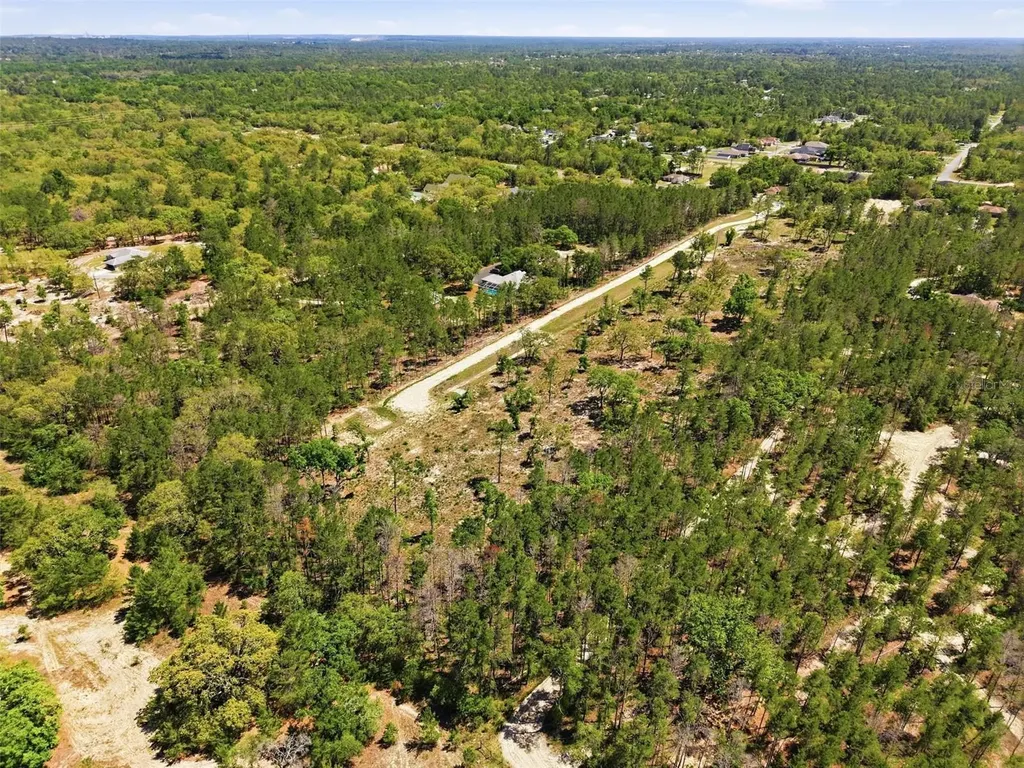 13331 Haven (lot 4) Trail Weeki Wachee FL 34614