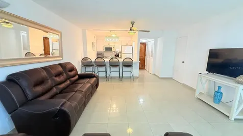 37 Ave. Isla Verde Carolina PR 00979