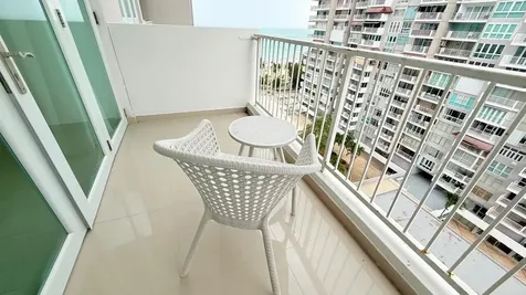 37 Ave. Isla Verde Carolina PR 00979