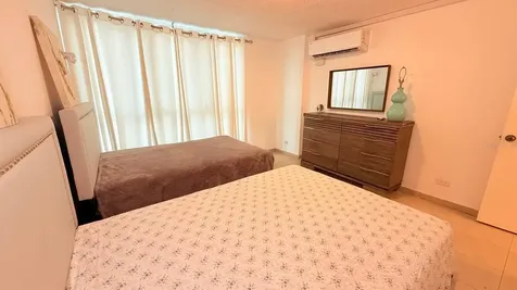 37 Ave. Isla Verde Carolina PR 00979