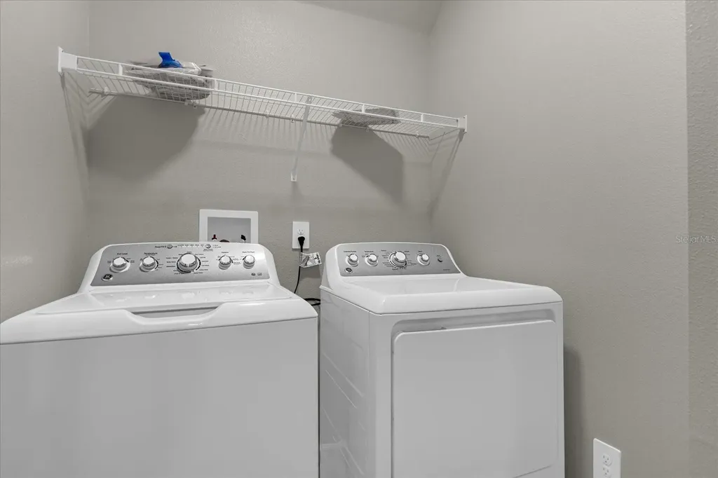 164 Cape Honeysuckle Place Sanford FL 32771