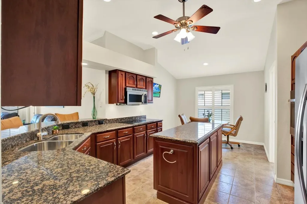 7642 Citrus Blossom Drive Land O Lakes FL 34637