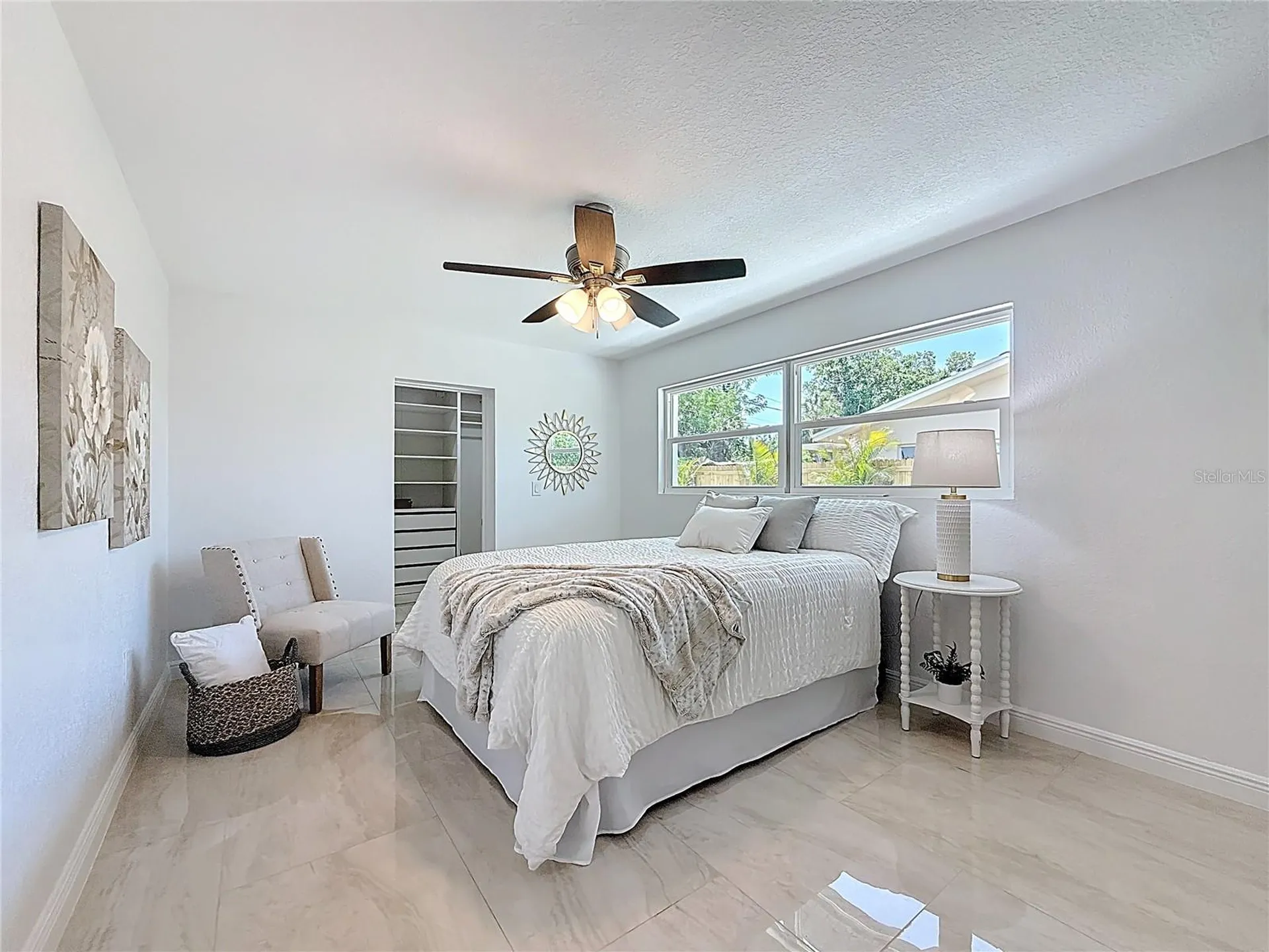 910 Alcazar Way S St Petersburg FL 33705
