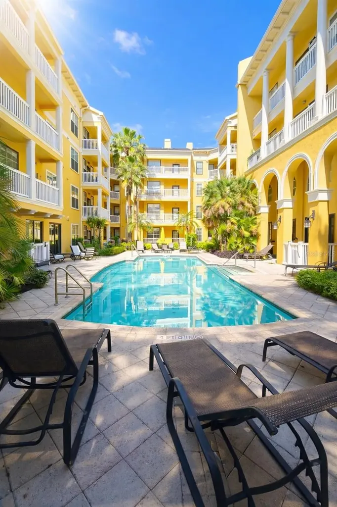 860 N Orange Avenue Orlando FL 32801