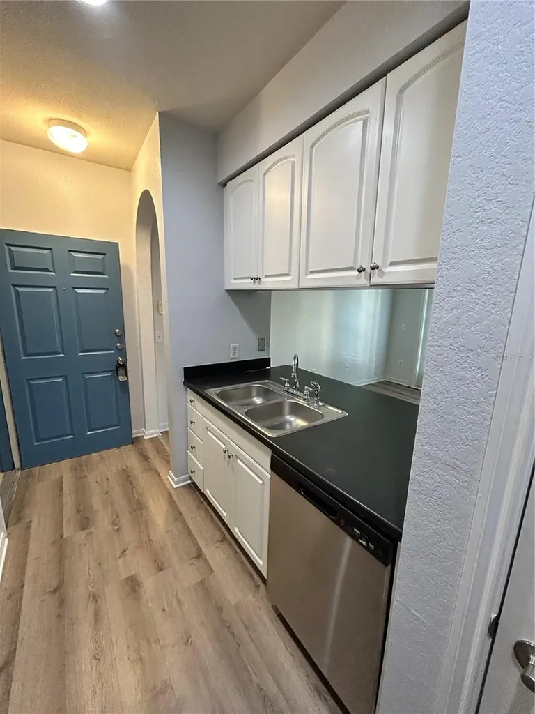 860 N Orange Avenue Orlando FL 32801