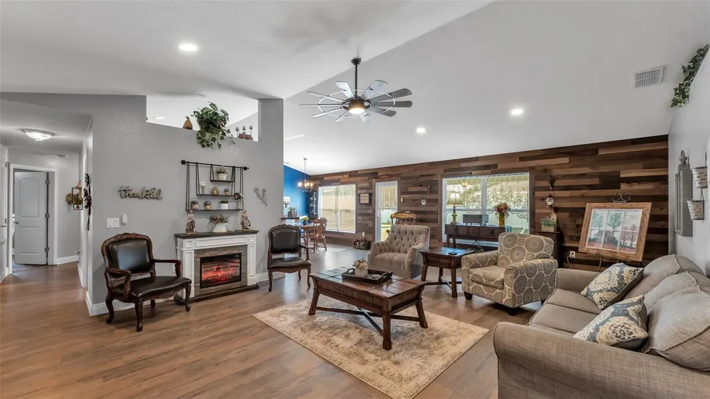 353 Mandolin Lane Winter Haven FL 33884
