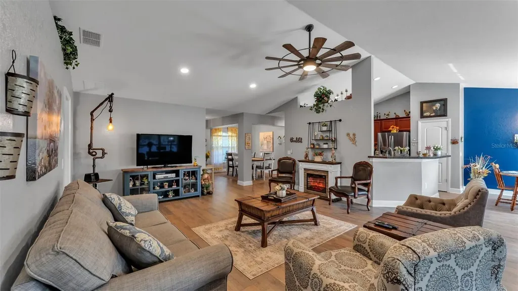 353 Mandolin Lane Winter Haven FL 33884