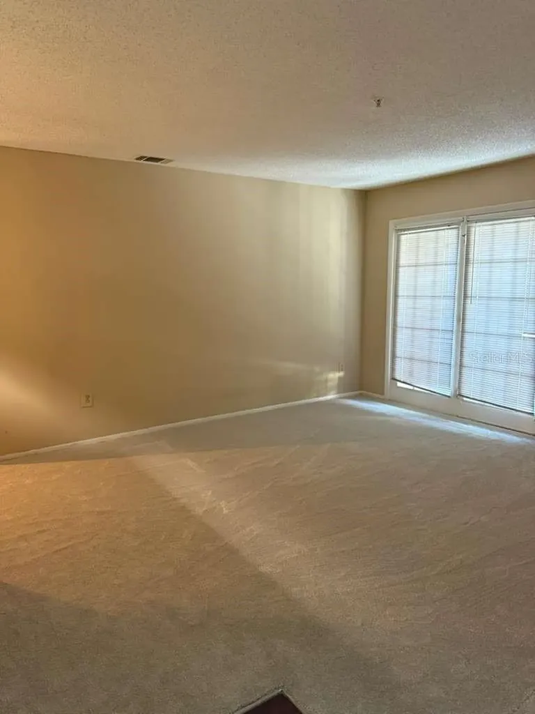 199 Afton Square Altamonte Springs FL 32714