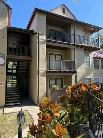 199 Afton Square Altamonte Springs FL 32714