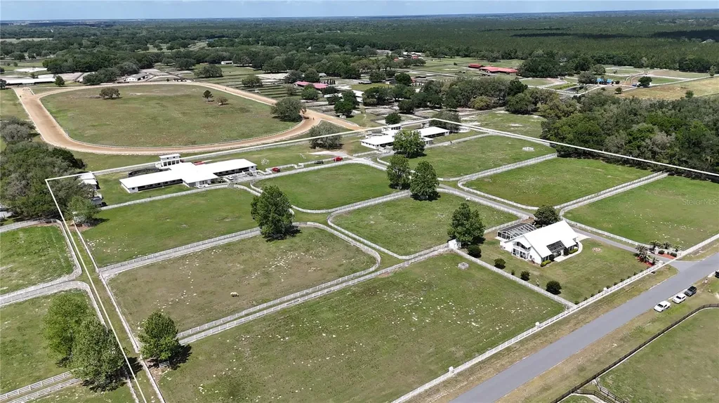 4450 SE 216th Avenue Morriston FL 32668