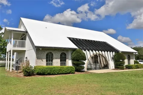 4450 SE 216th Avenue Morriston FL 32668