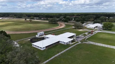 4450 SE 216th Avenue Morriston FL 32668