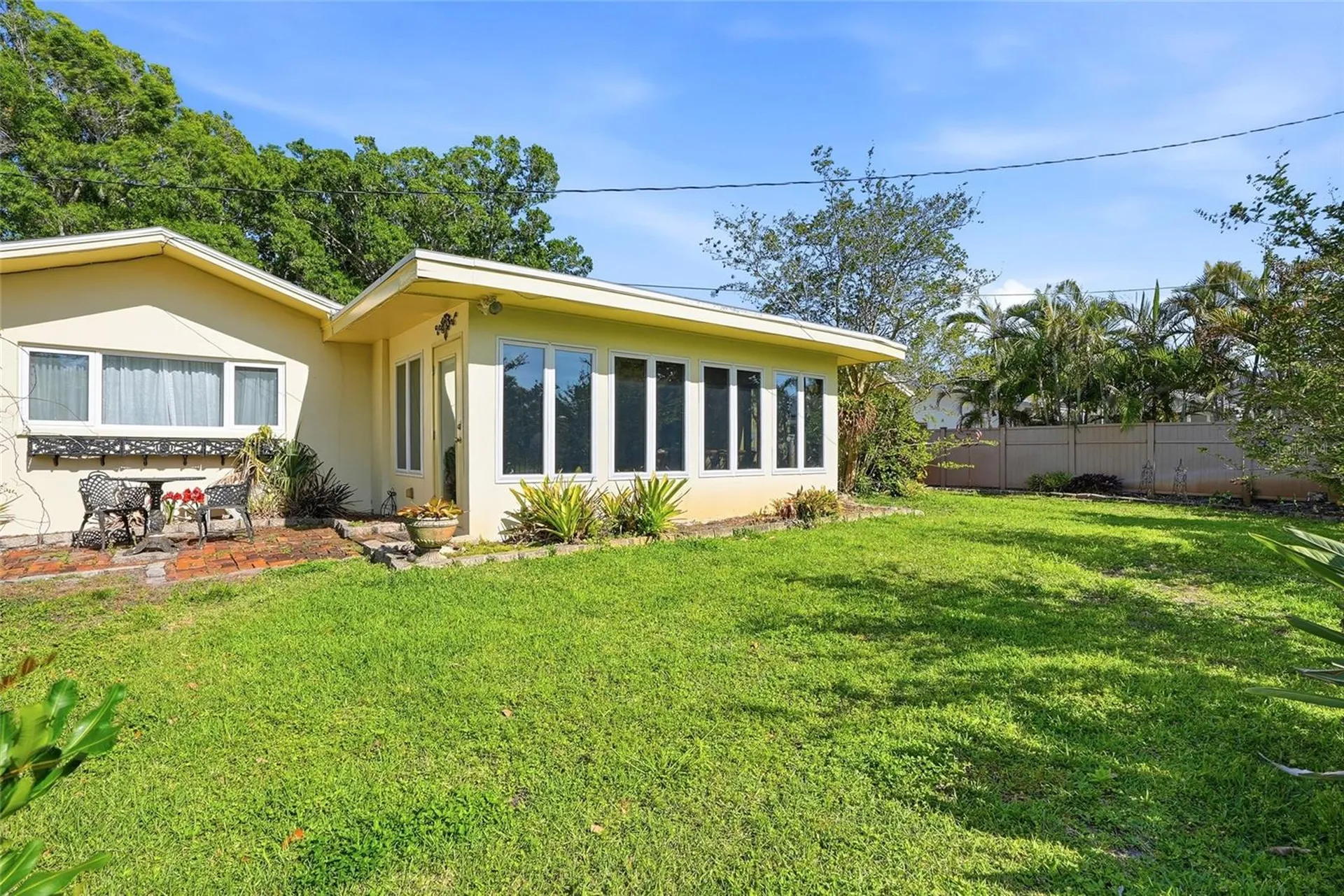 962 Corvette Drive Largo FL 33771