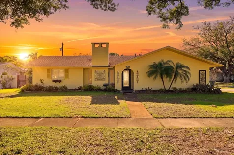 962 Corvette Drive Largo FL 33771