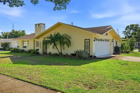 962 Corvette Drive Largo FL 33771
