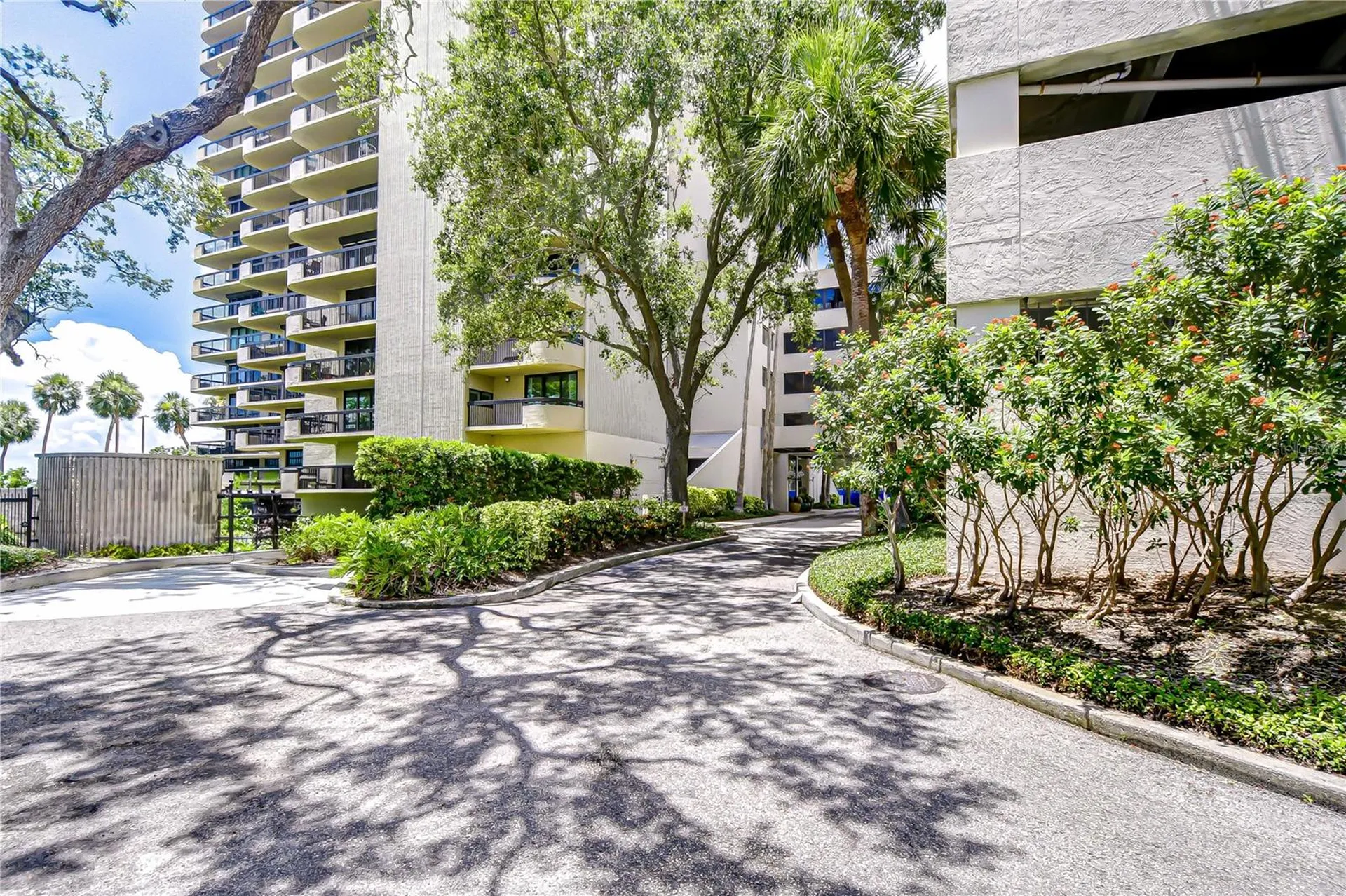 2413 Bayshore Boulevard Tampa FL 33629