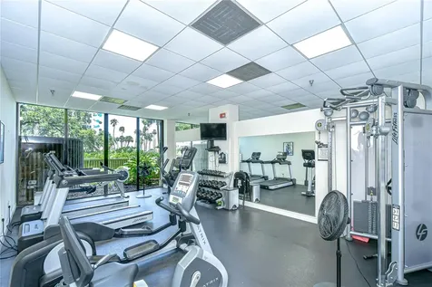 2413 Bayshore Boulevard Tampa FL 33629