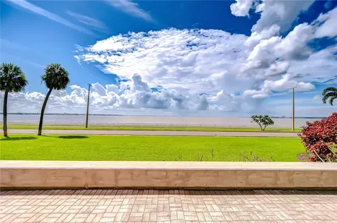2413 Bayshore Boulevard Tampa FL 33629