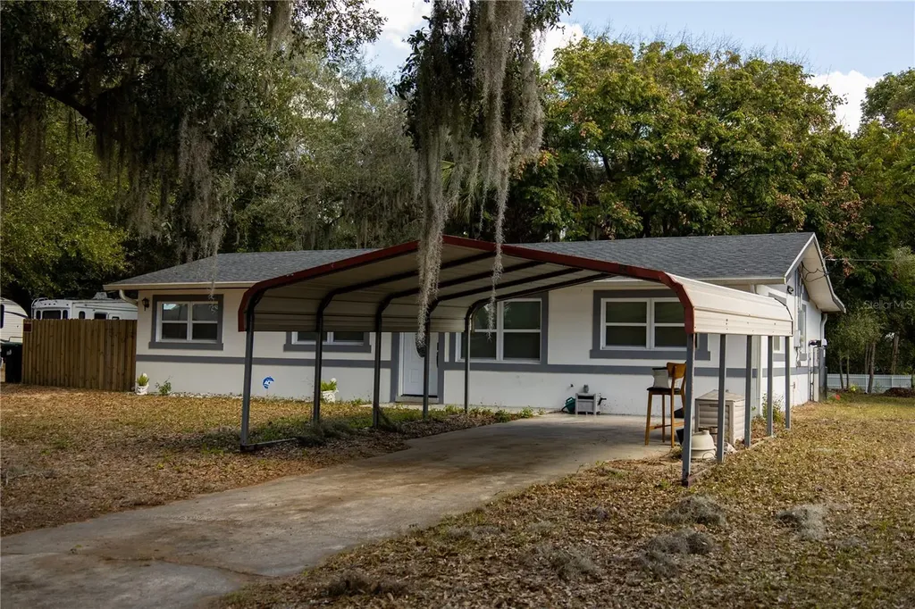 1741 S Hawthorne Avenue Apopka FL 32703