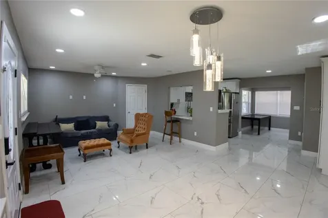 1741 S Hawthorne Avenue Apopka FL 32703